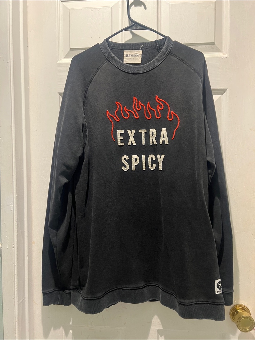 Pyrex Black 'Extra Spicy' Crewneck Sweatshirt